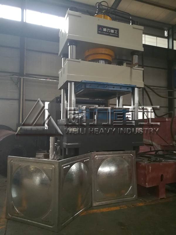 山东威力重工不锈钢水箱液压机型号齐全
