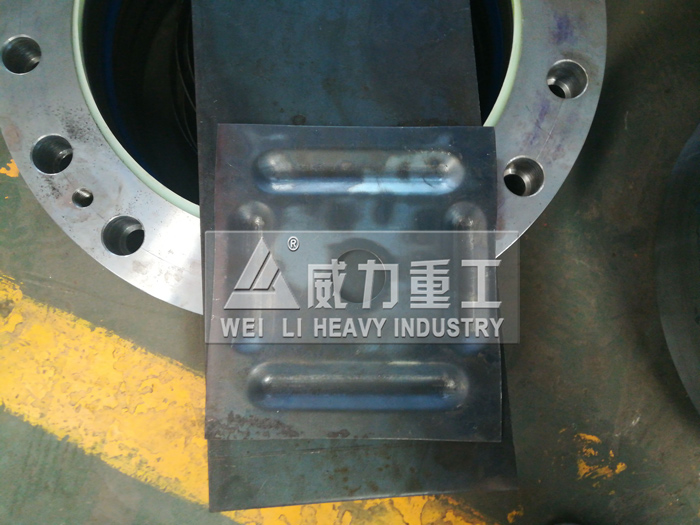 锚杆托盘液压机加工出料