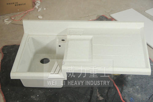 500吨四柱液压机加工水槽成品