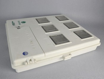 四柱液压机试机成型电表箱