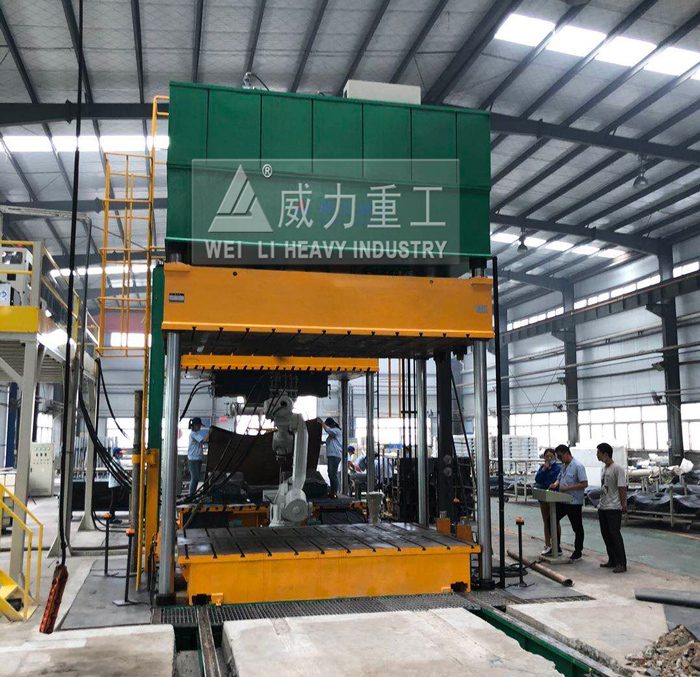 汽车内饰件液压机带移动工作台