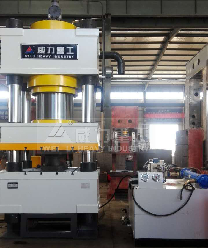 山东威力重工玻璃钢液压机应用范围广